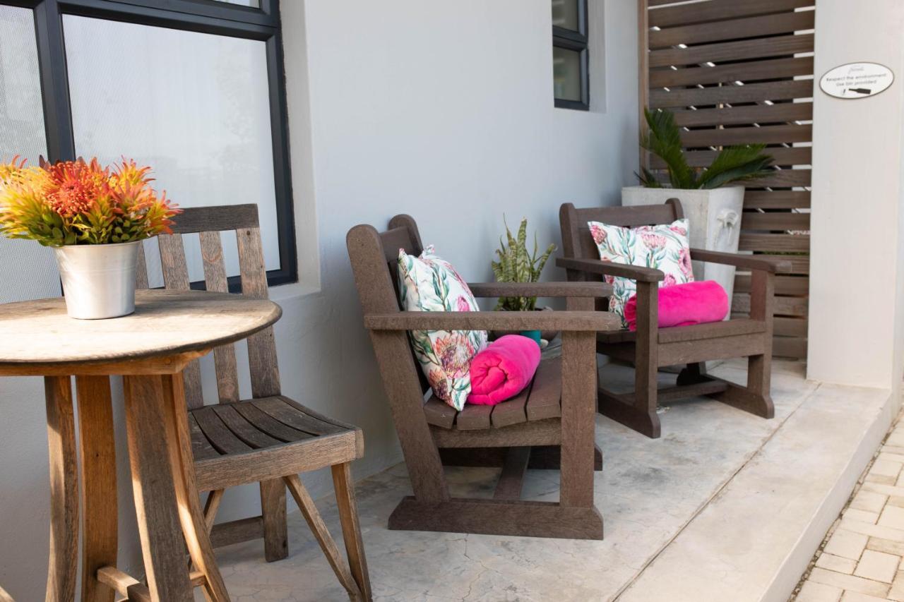 Stay At Friends Economic Rooms Malkopvlei Exterior foto