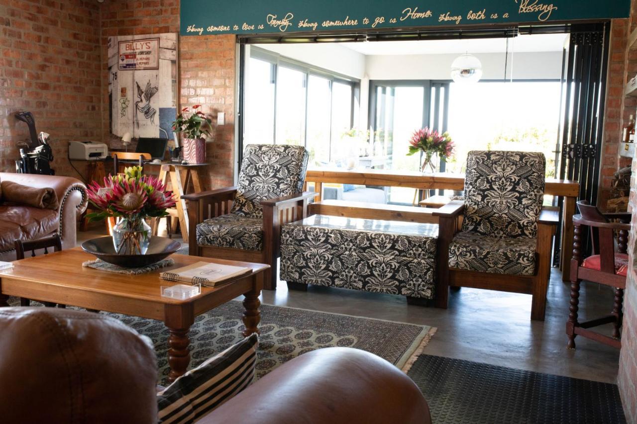 Stay At Friends Economic Rooms Malkopvlei Exterior foto